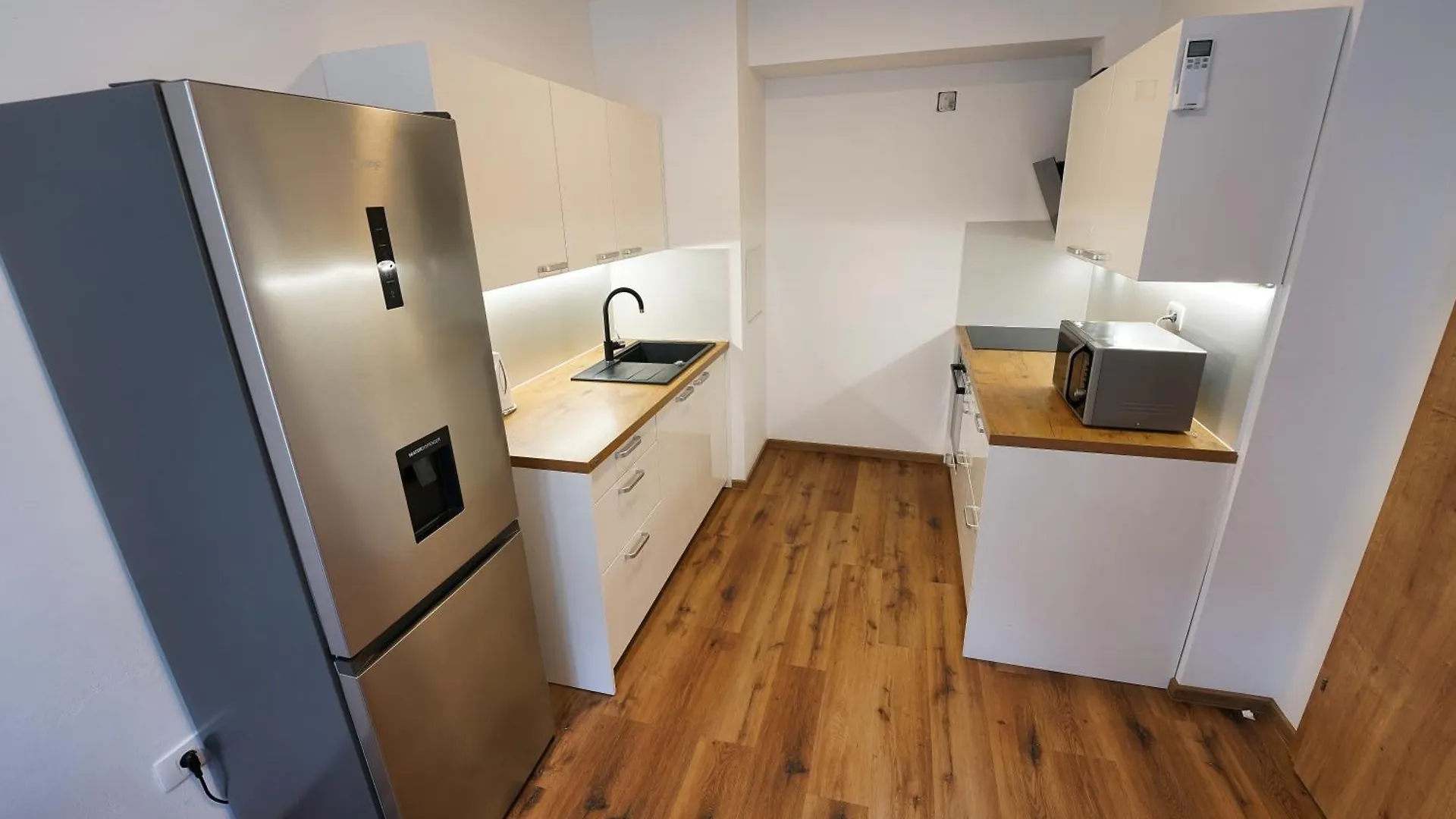 Apartments Metro 7 Lubiana Slovenia
